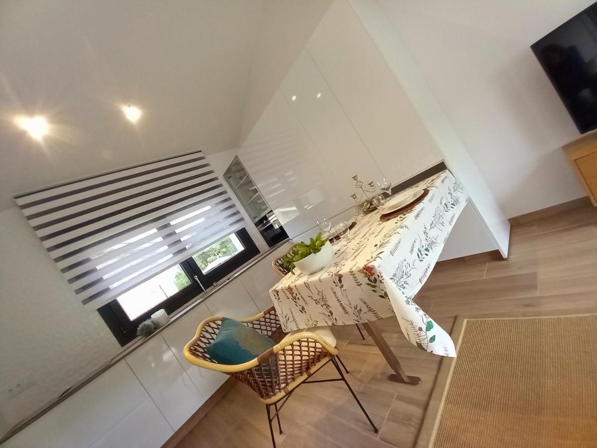 Aires De Miguez Villa Jove Exterior photo